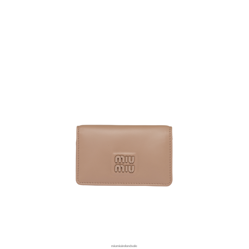 IE Miu MiuCollection Leather Card Holder Cameo XJN62J1031