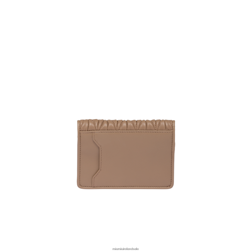 IE Miu MiuCollection Matelasse Nappa Leather Card Holder Cameo XJN62J1045
