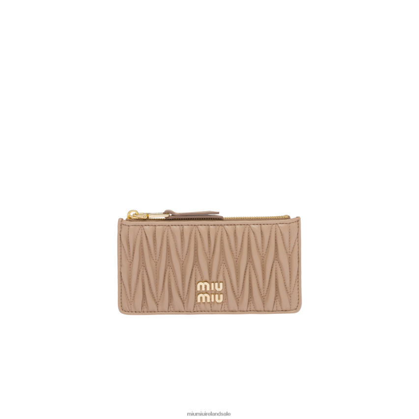 IE Miu MiuCollection Matelasse Nappa Leather Envelope Wallet Cameo XJN62J1051