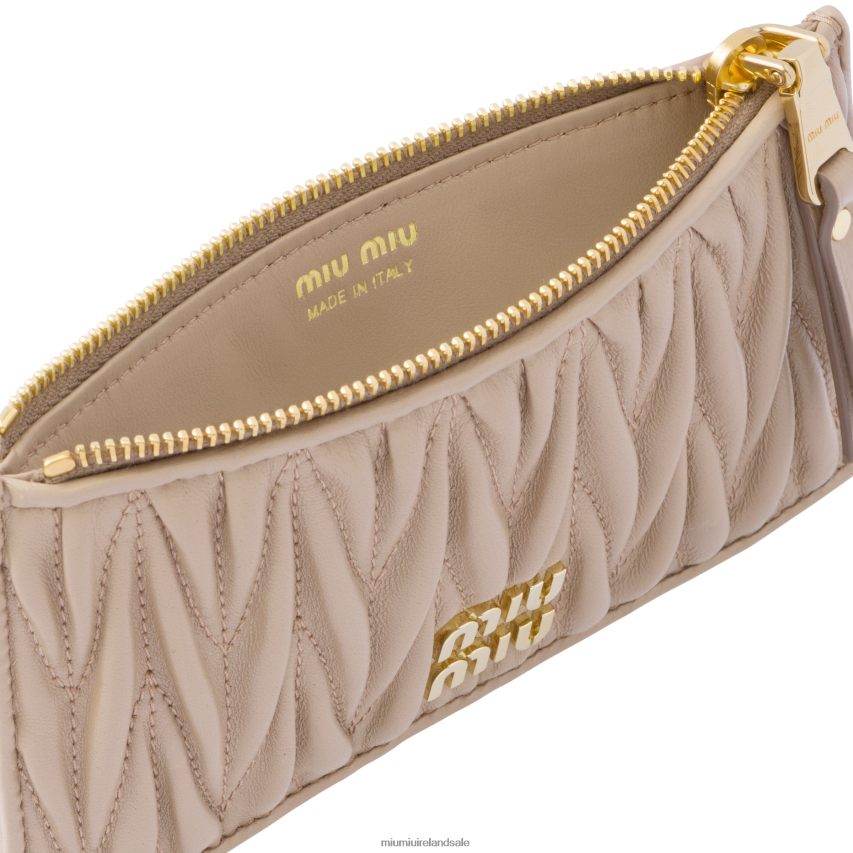 IE Miu MiuCollection Matelasse Nappa Leather Envelope Wallet Cameo XJN62J1051