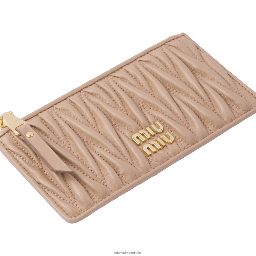 IE Miu MiuCollection Matelasse Nappa Leather Envelope Wallet Cameo XJN62J1051